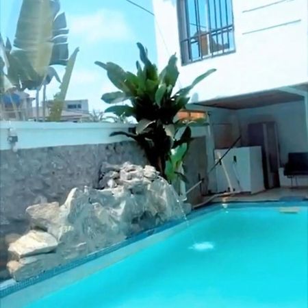 Appartement 2 Chambres Residence Avec Piscine Yaoundé エクステリア 写真