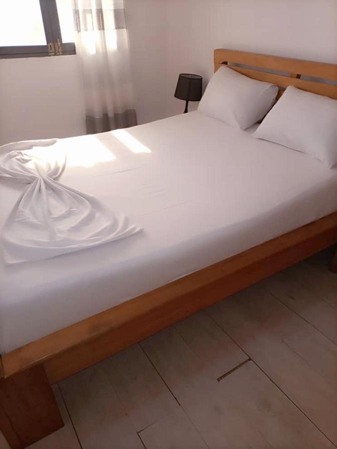 Appartement 2 Chambres Residence Avec Piscine Yaoundé エクステリア 写真